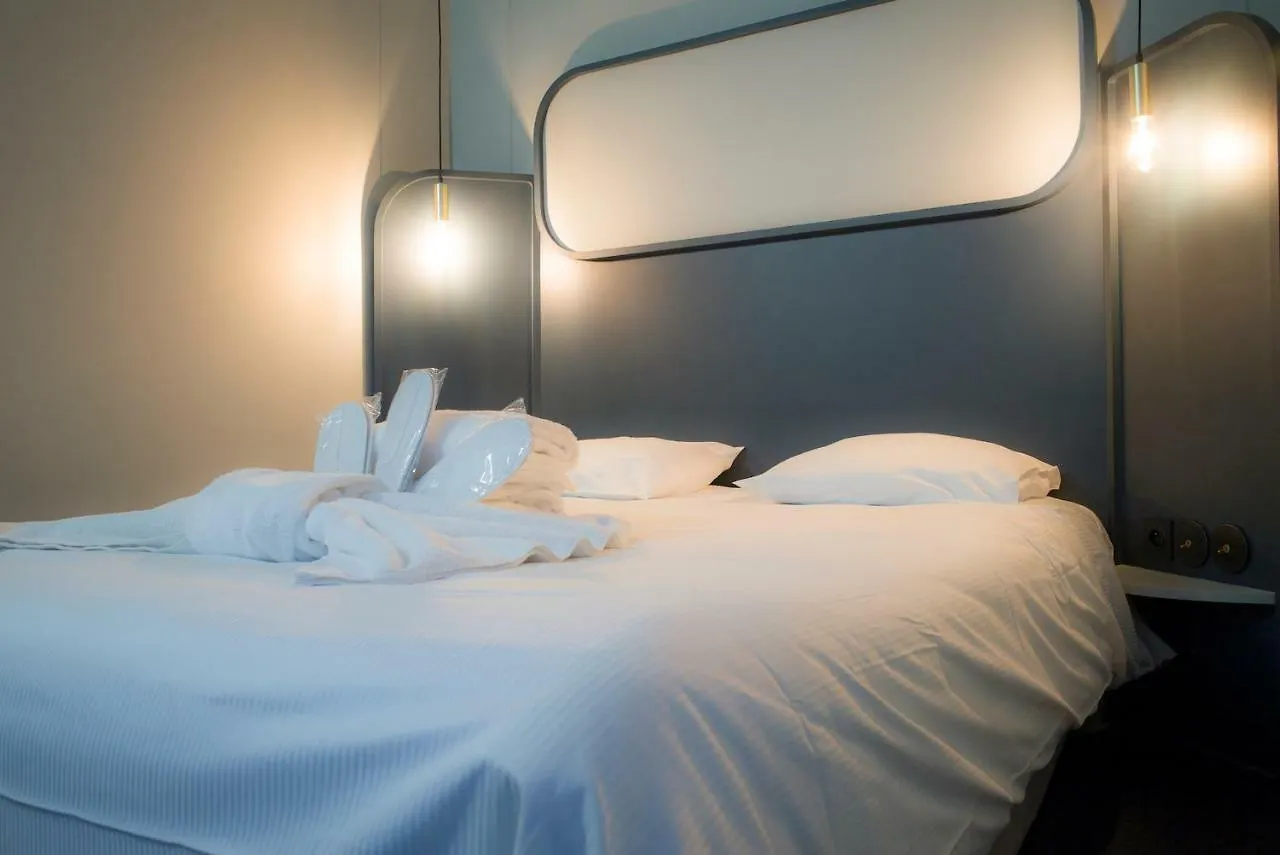 Joie Paris Quartier Latin Apartment