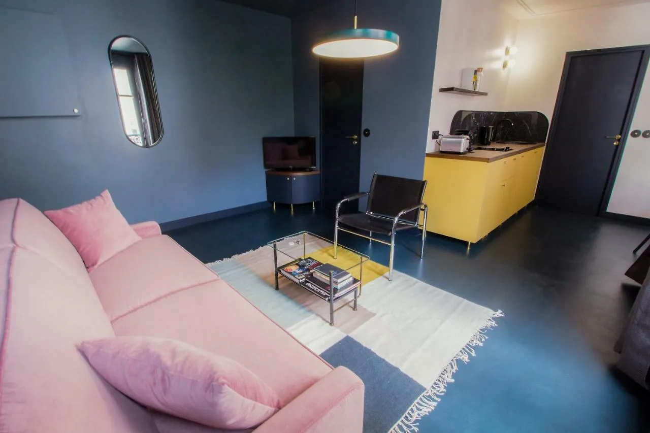 Joie Paris Quartier Latin Apartment