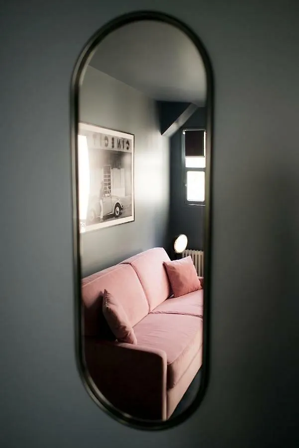 Joie Paris Quartier Latin Apartment