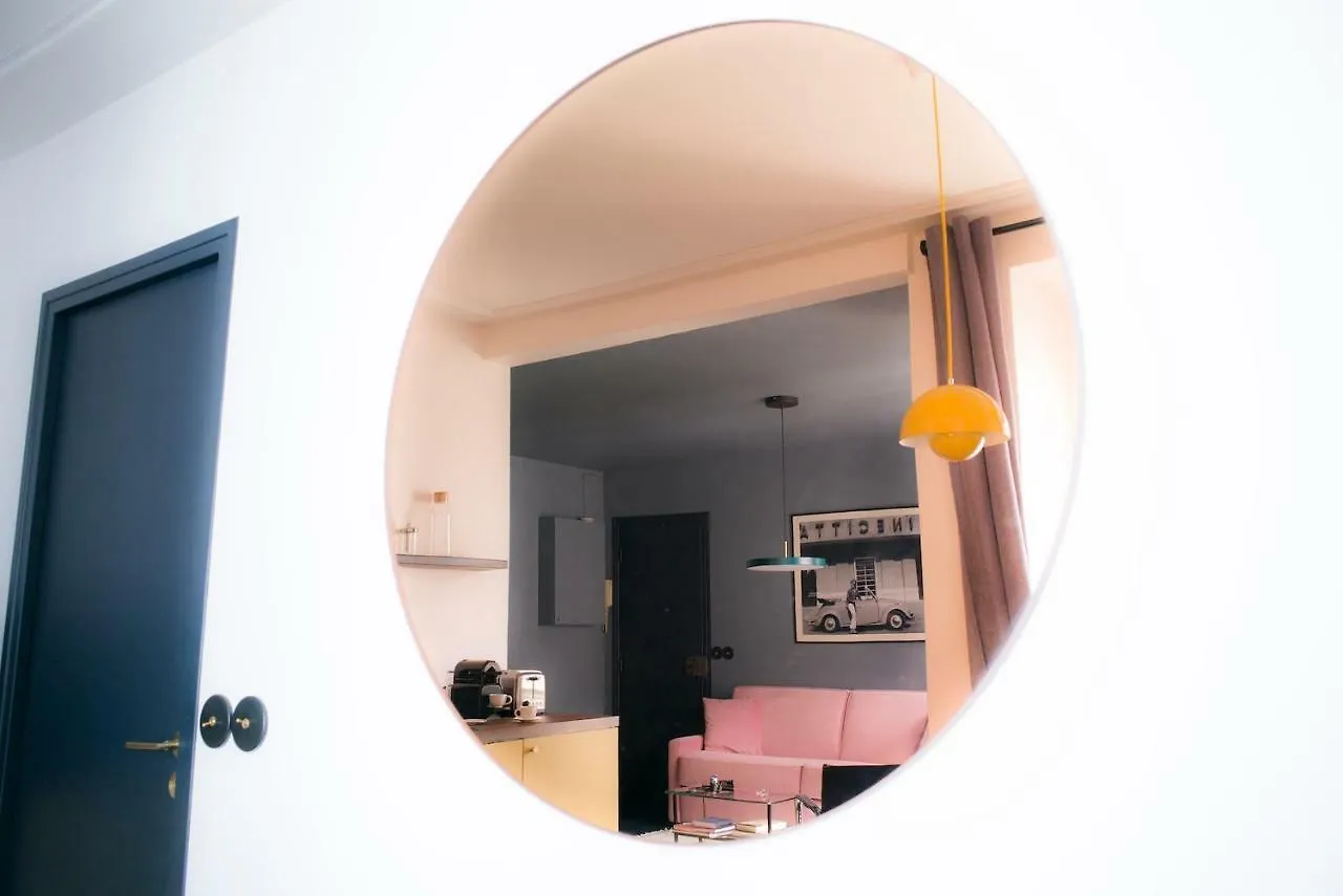 Joie Paris Quartier Latin Apartment
